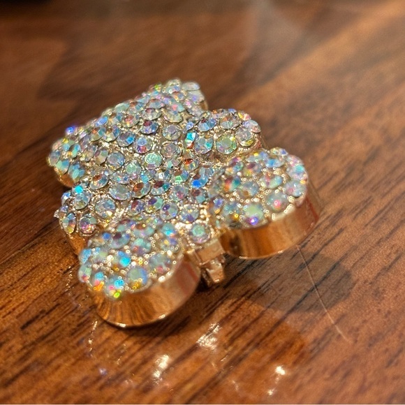 Diamond Rhinestone On Gold Gummy Bear Brooch NWT - Picture 5 of 8